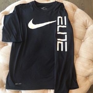 Boys black and white Nike Dry Fit